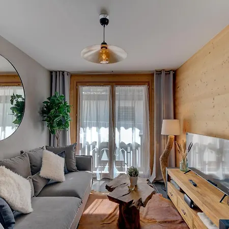 Aiguille De Chamonix, Alpes Agency, Chamonix, Sleeps 4 *